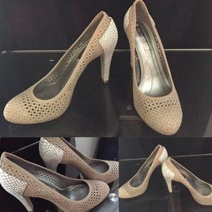 BCBGMaxazria Heels Pumps